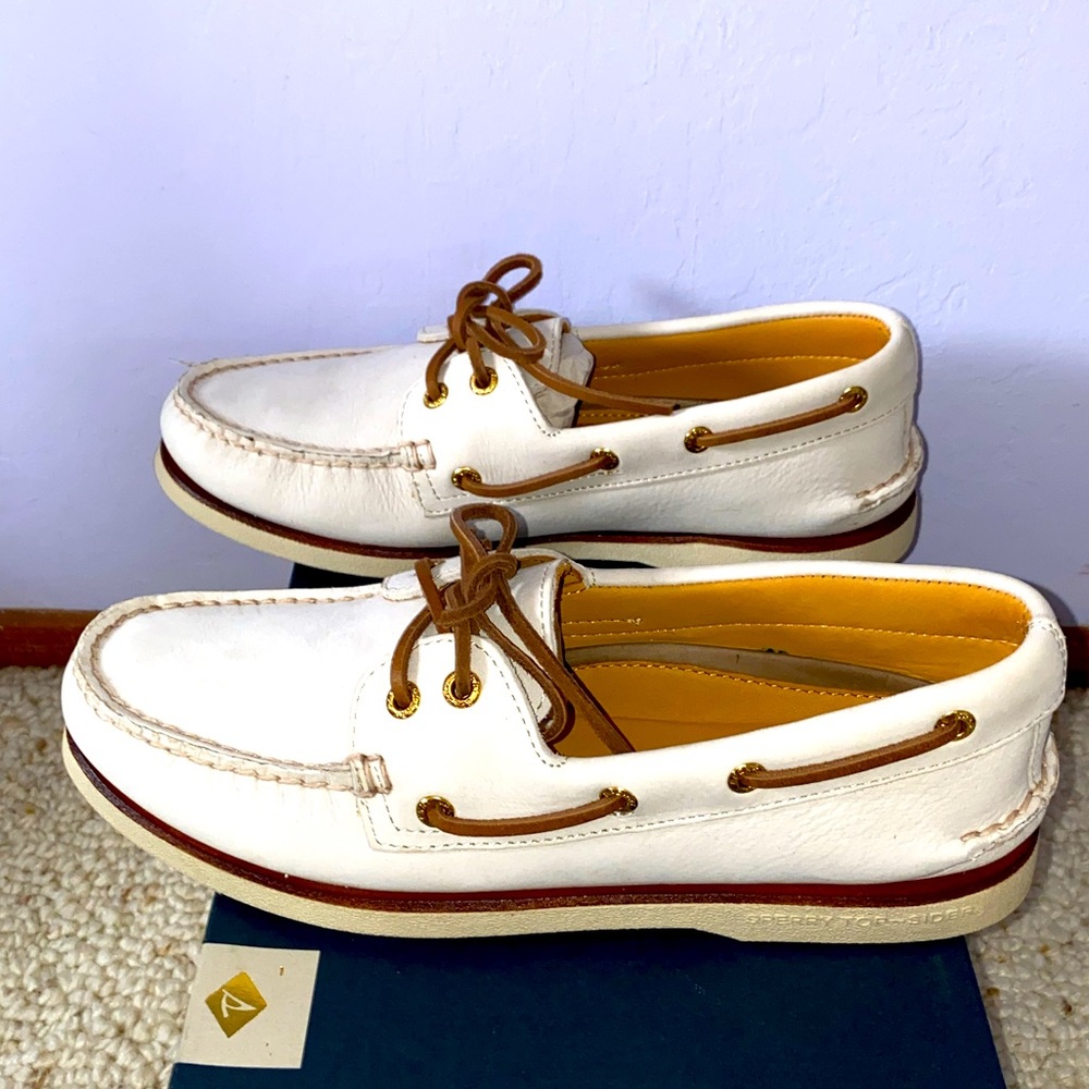 SPERRY Mens size 8.5 gold A/O ivory shoes